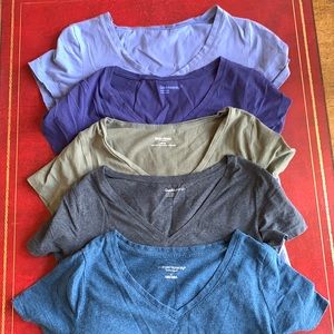 Bundle of 5 Maternity Shirts (V-Neck)